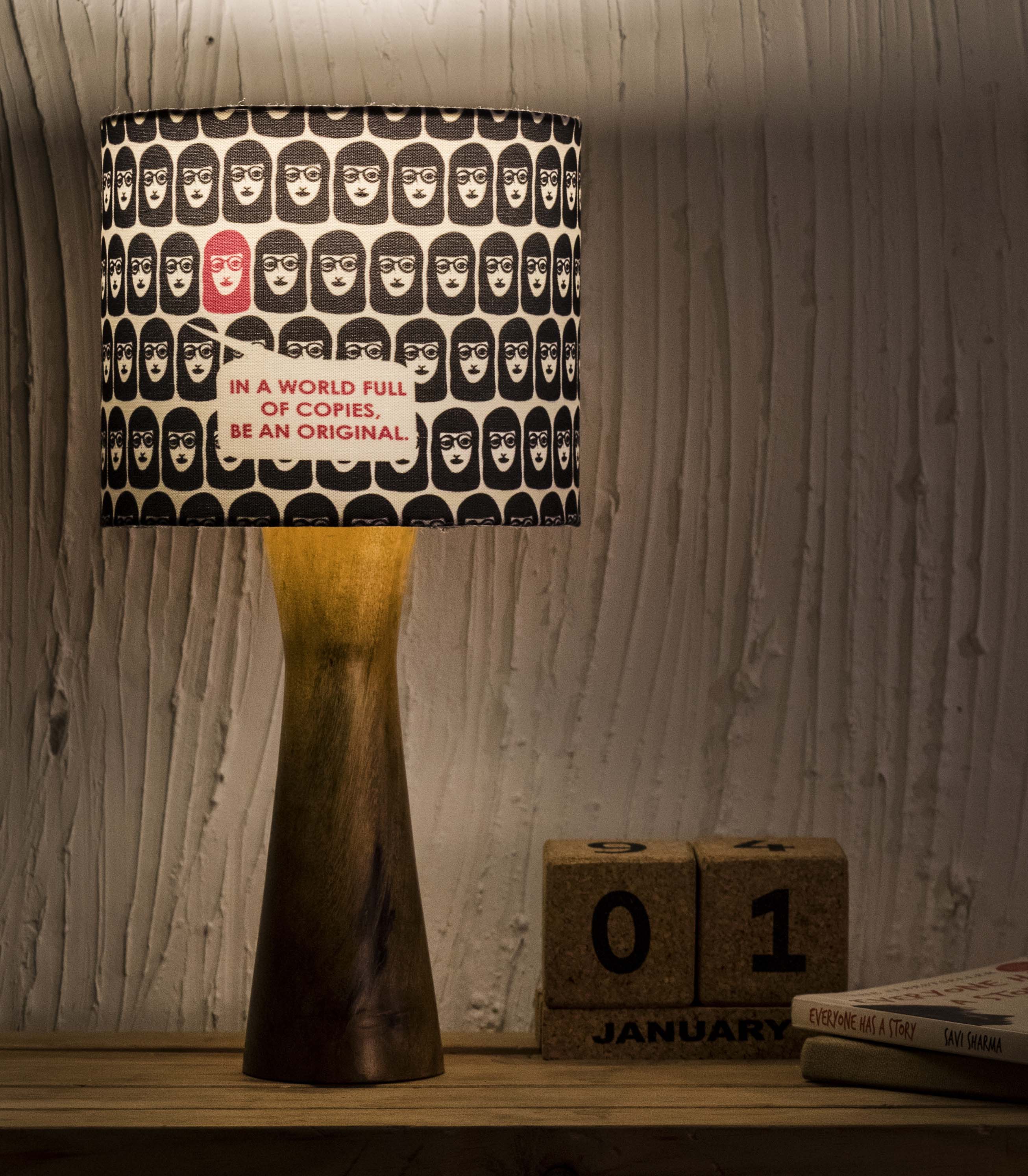 Kavi Be You Wooden Shade Lamp (Round)