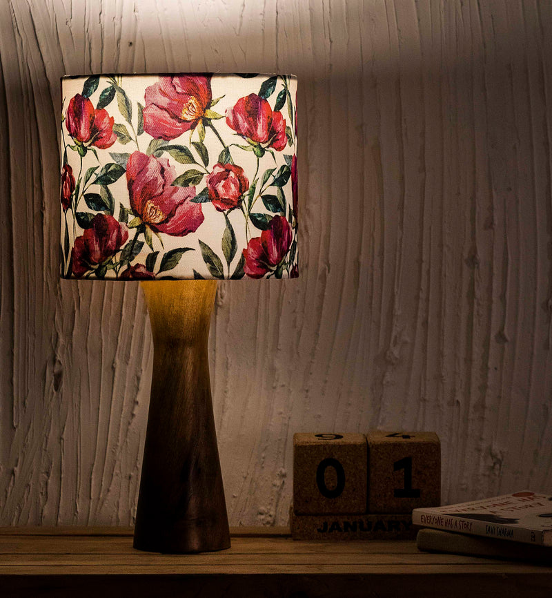 Kavi Flower Wooden Shade Lamp (Round)